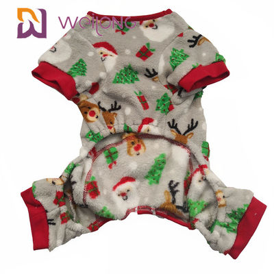 Les pyjamas 100% de Noël de chien de tissu de velours ont adapté aux besoins du client brodé