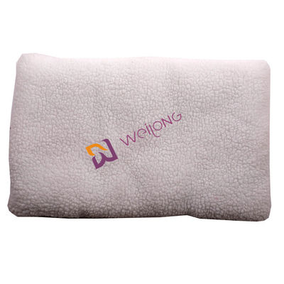 Couverture thermique piquée de chien de caresse convertible de protection d'animal familier de chauffage d'individu de BSCI