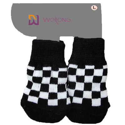 Chaussettes fortes de traction de chien de modèle de plaid de losange pour l'anti glissement de planchers en bois dur